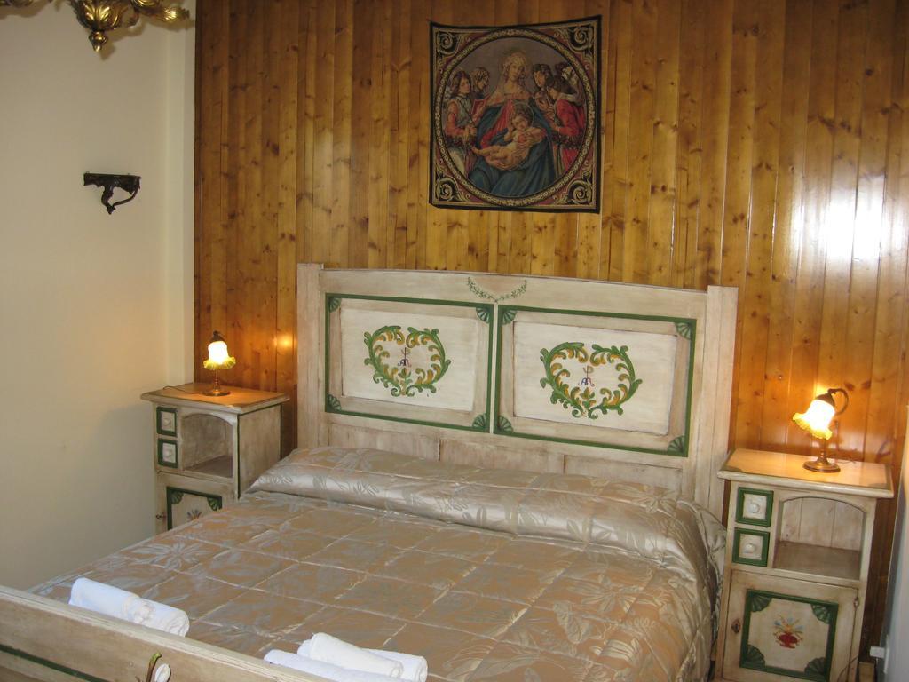 Ferienwohnung Le Tre Rose Montagna Camigliatello Silano Exterior foto