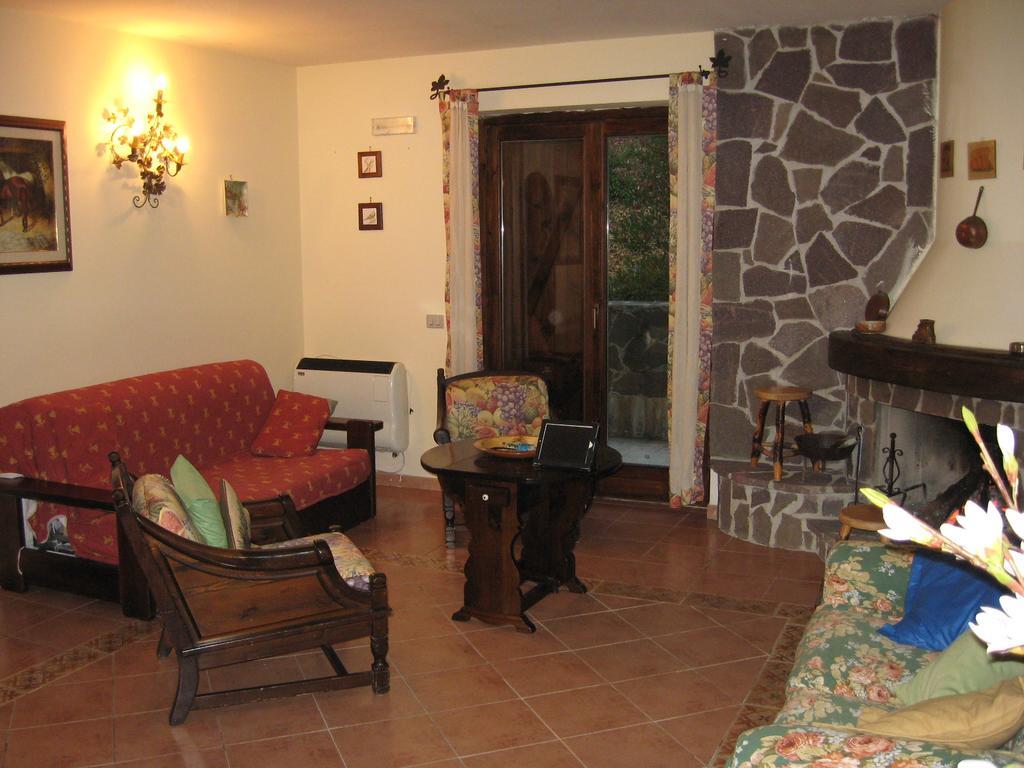 Ferienwohnung Le Tre Rose Montagna Camigliatello Silano Exterior foto
